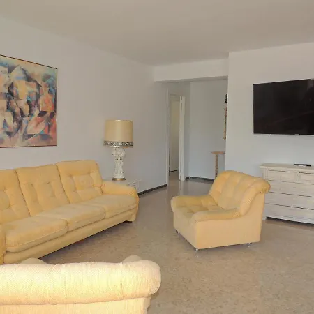 Eurosol Carihuela * Торремолинос